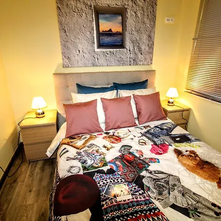 Moderno Apartamento Muy Cerca De Barcelona 公寓 *